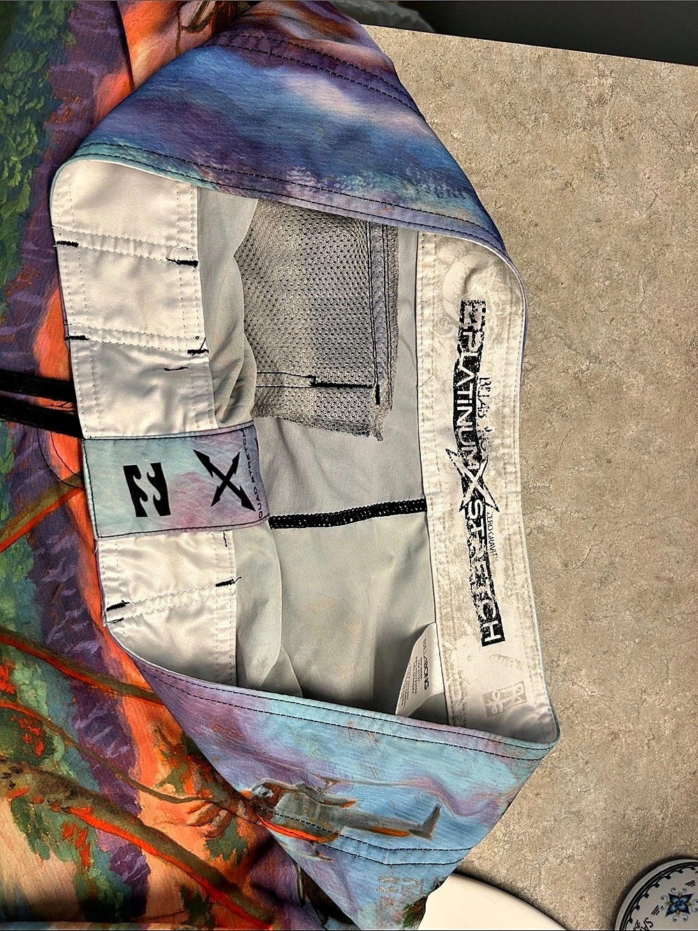 Billabong Men's Abstract Hybrid Shorts Size 36 - Picture 4 of 4